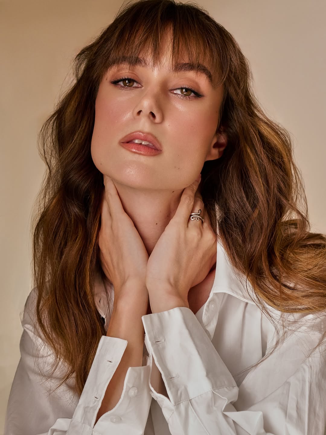 One of my favorite shoots lately 

 📸 @official.khushal.photography 
 💇‍♀️ @hairbyprem 
 💄 @makeupcaster
